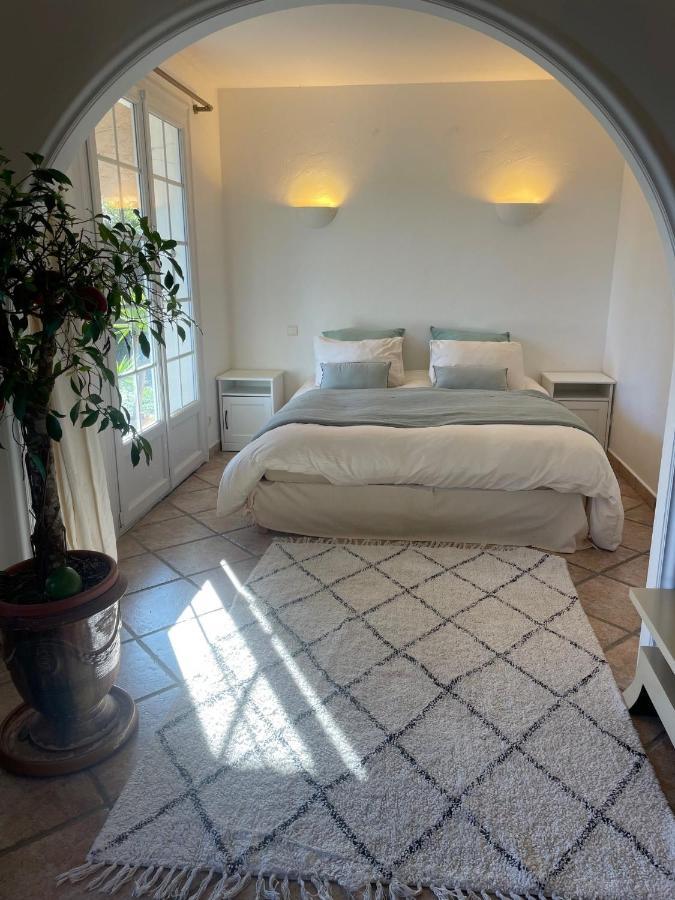 Ferienwohnung Domaine Des Tuilieres Avec Jacuzzi Vallauris Exterior foto