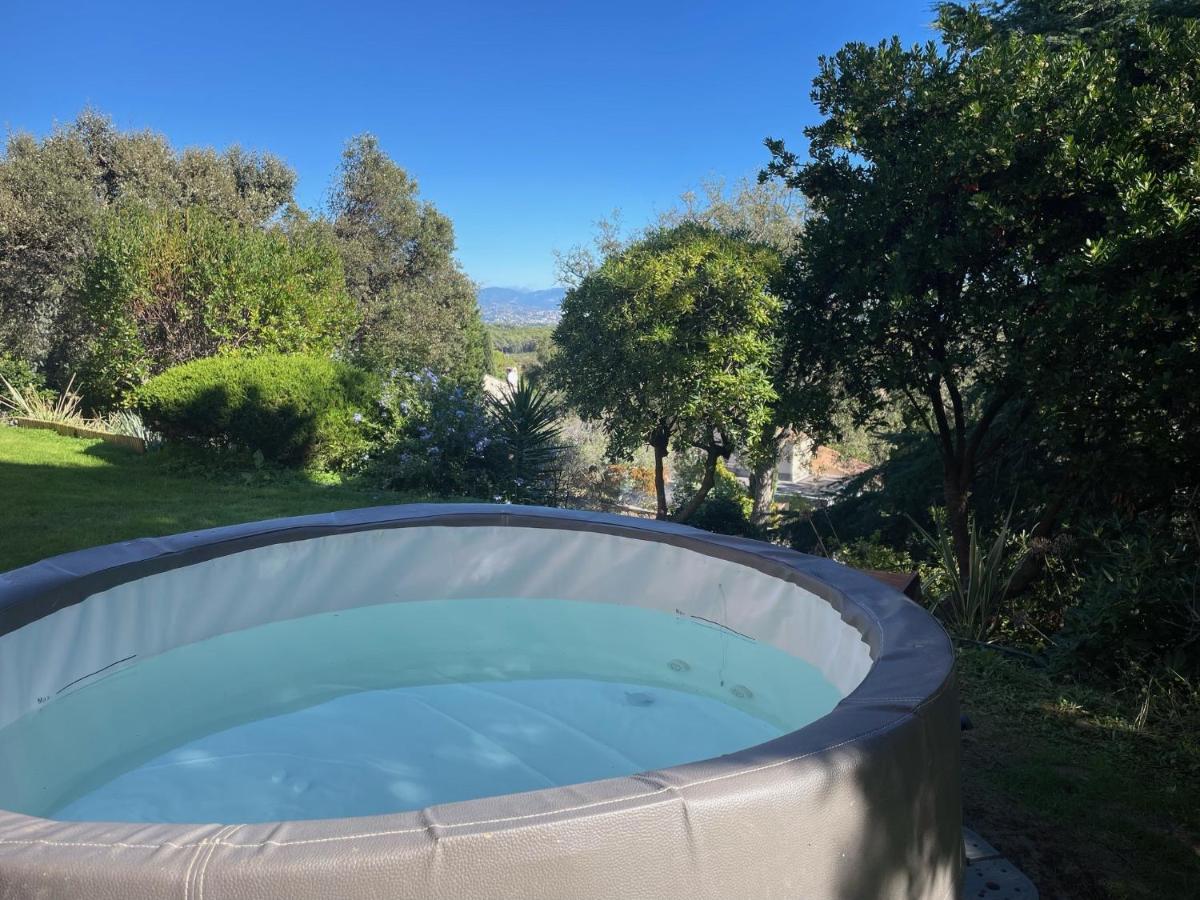 Ferienwohnung Domaine Des Tuilieres Avec Jacuzzi Vallauris Exterior foto